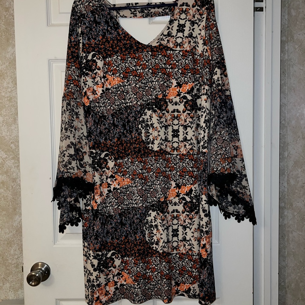 Floral Lace Trim Dress